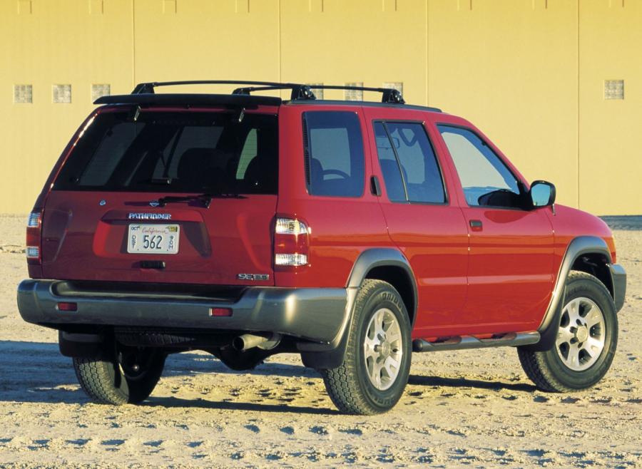  Nissan Pathfinder 1999 года  (фото 2 из 13)